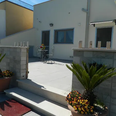 게스트하우스 A Casa Di Anna - Locazione Turistica - 2*
